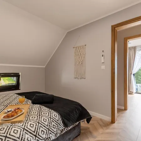 Forest Hill - -klimatyzacja مينززدرويه